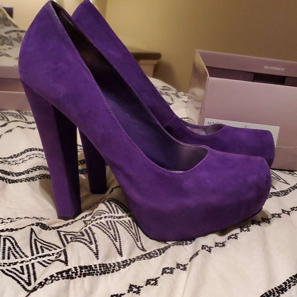 High heeled suede shoes